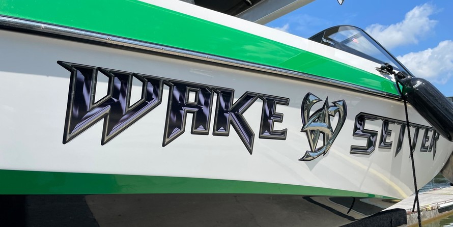 Malibu Wakesetter 23 LSV