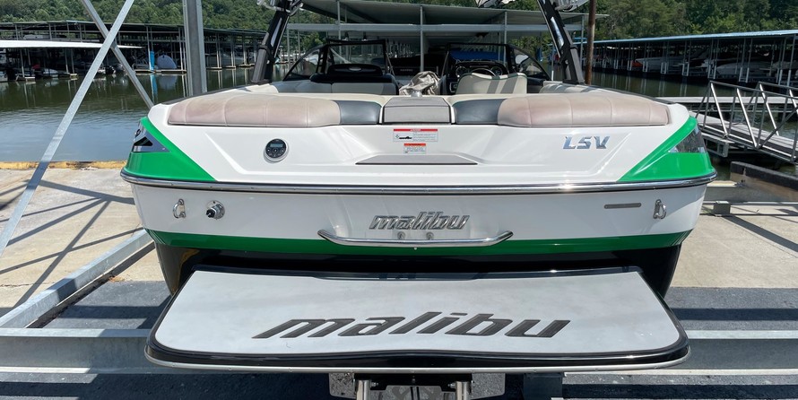 Malibu Wakesetter 23 LSV