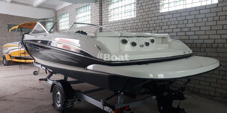 Bayliner 215 Bowrider