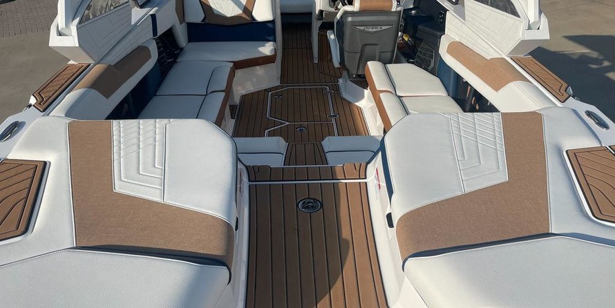 Super Air Nautique G23