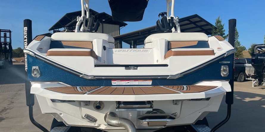 Super Air Nautique G23