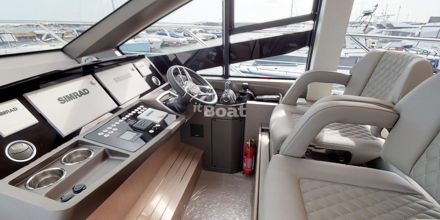 Sunseeker Manhattan 52