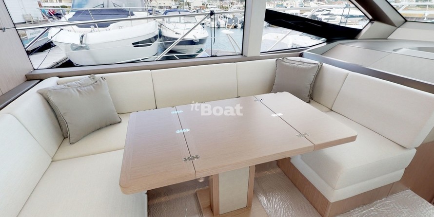 Sunseeker Manhattan 52