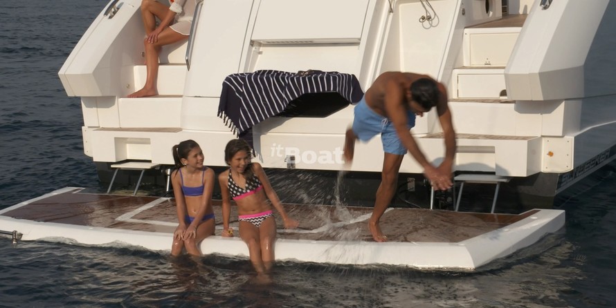 Sunseeker Manhattan 52