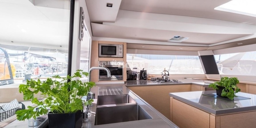 Fountaine Pajot Saba 50