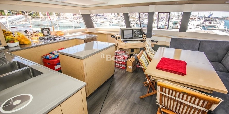 Fountaine Pajot Saba 50