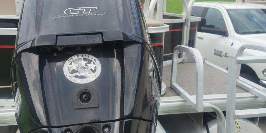 Sun Tracker Bass Buggy 18 DLX