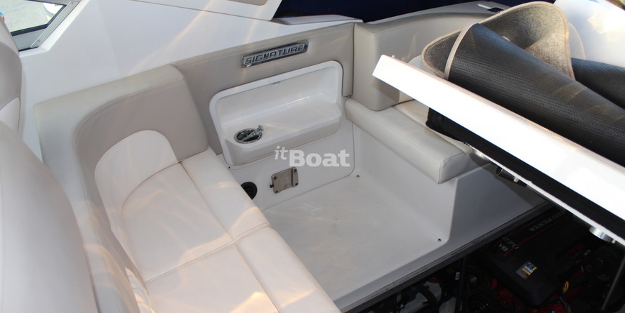 Chaparral 310 Signature