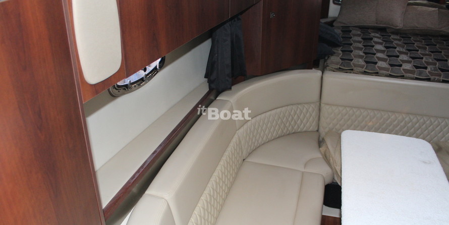 Chaparral 310 Signature