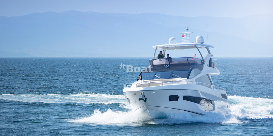 Sunseeker 75 Yacht