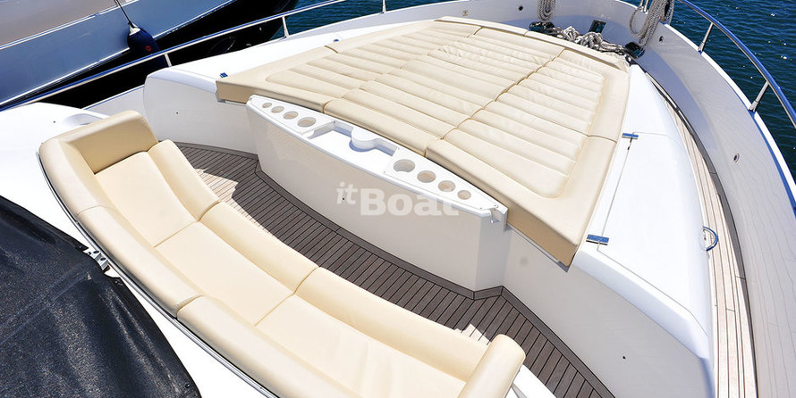 Sunseeker 75 Yacht