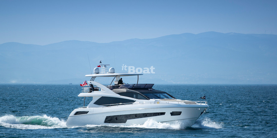 Sunseeker 75 Yacht