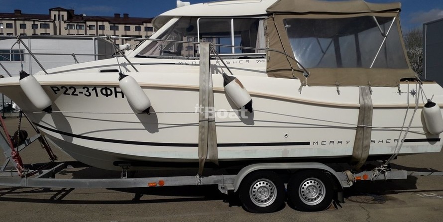 Jeanneau Merry Fisher 725