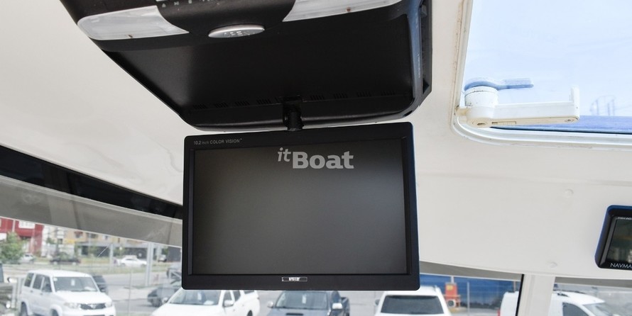 Quicksilver 605 Pilothouse