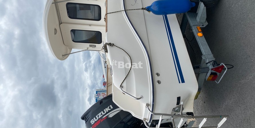 Quicksilver 605 Pilothouse