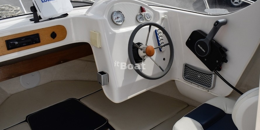Quicksilver 605 Pilothouse
