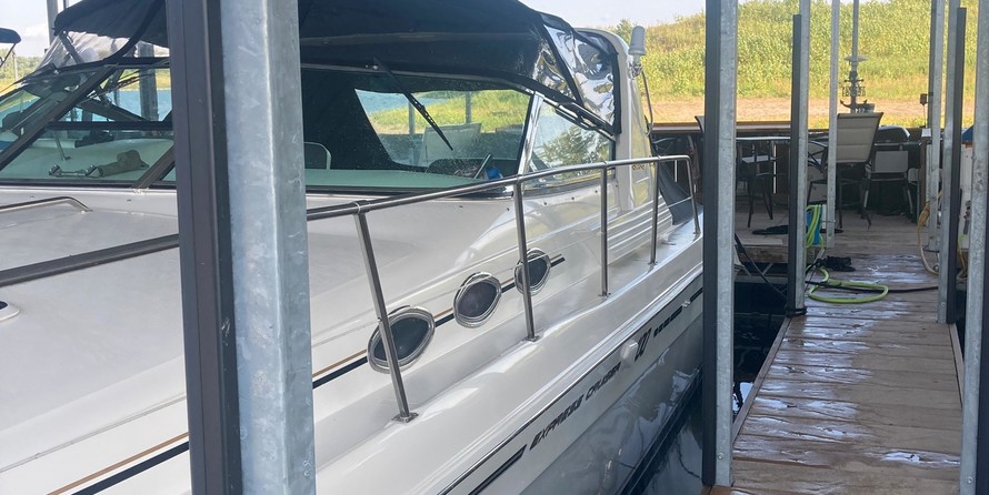 Sea ray 400 express cruiser