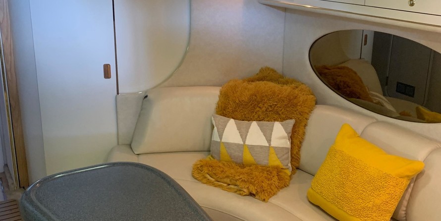 Sea ray 400 express cruiser