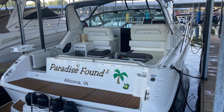 Sea ray 400 express cruiser