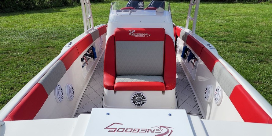 32 Ft Renegade