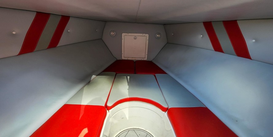 32 Ft Renegade
