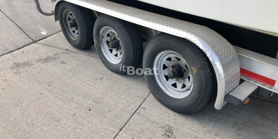 Chaparral 290 Signature