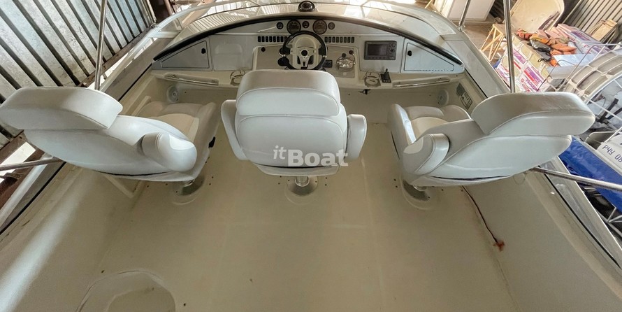 Carver C40 Command Bridge