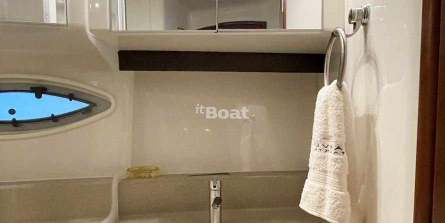 Carver C40 Command Bridge