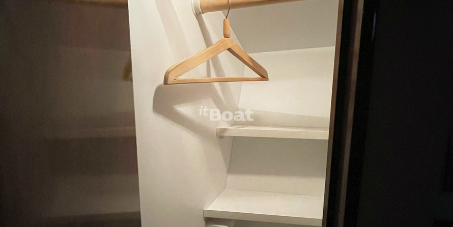 Carver C40 Command Bridge