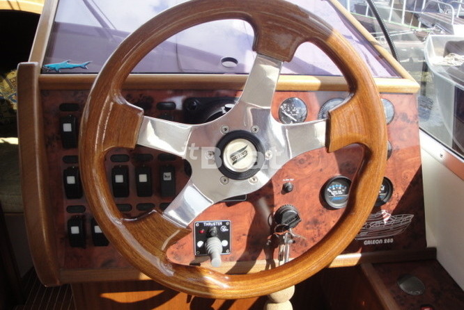 Galeon 280 Fly
