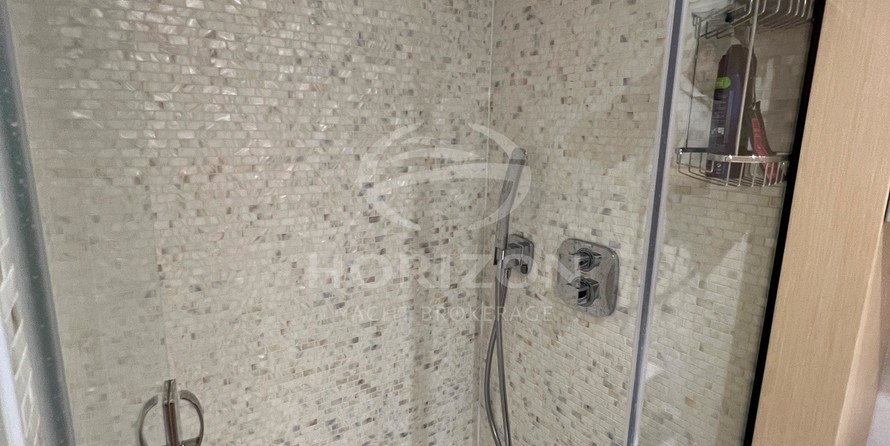 Sunseeker Predator 68