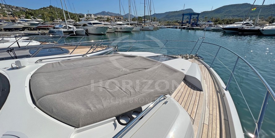 Sunseeker Predator 68