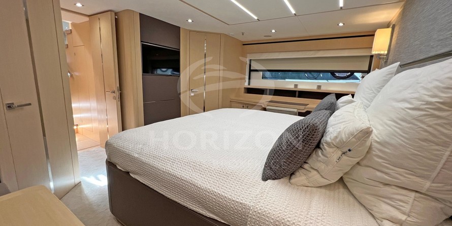 Sunseeker Predator 68