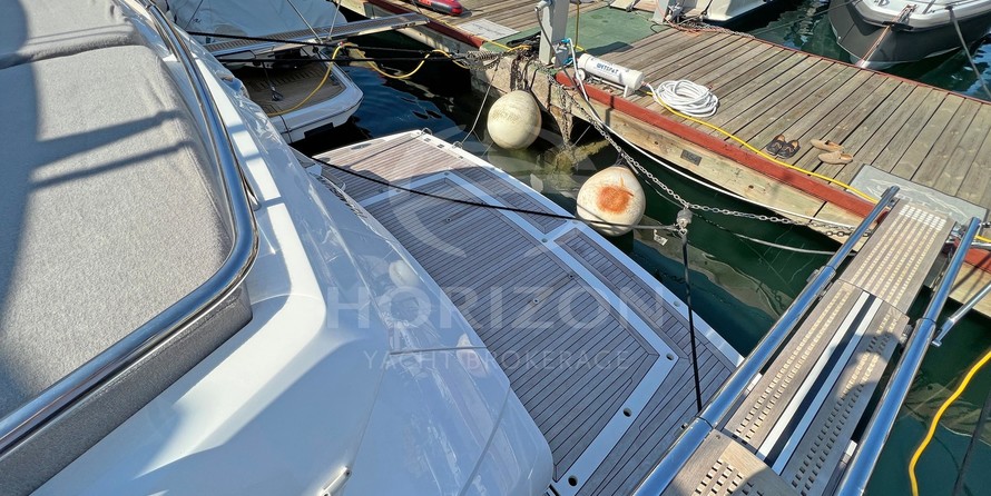 Sunseeker Predator 68