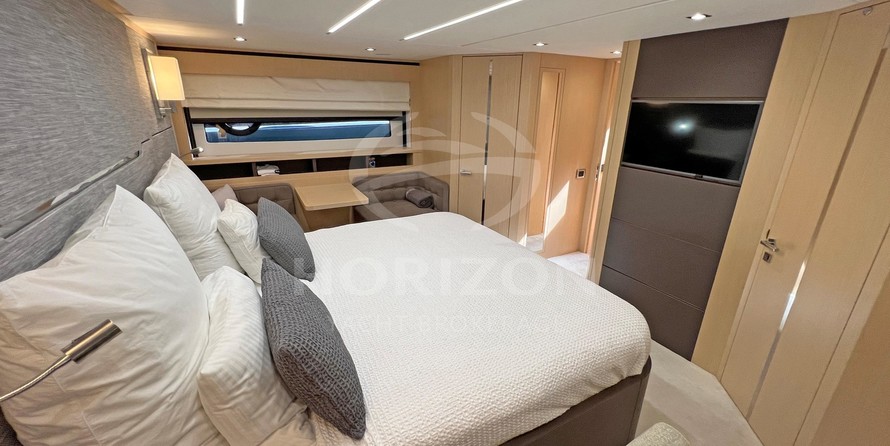 Sunseeker Predator 68