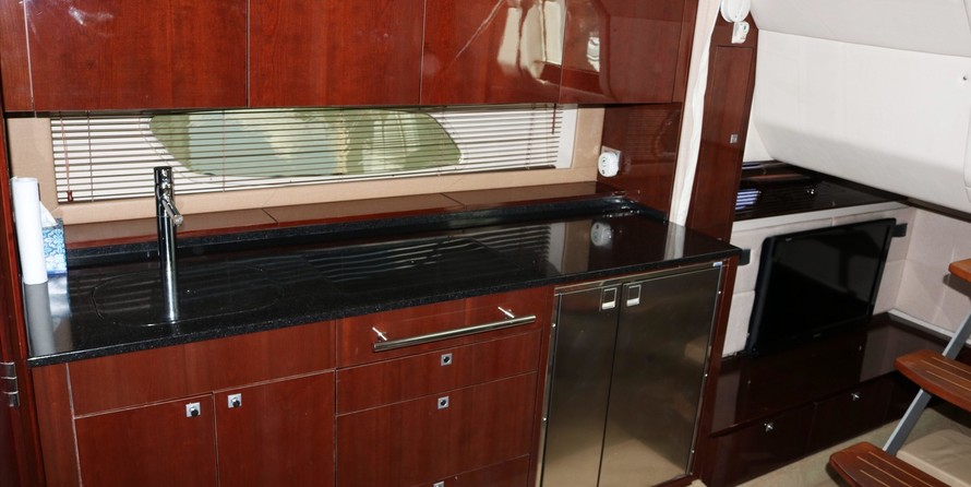 Sea Ray 450 Sundancer
