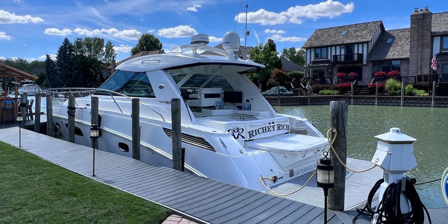 Sea Ray 450 Sundancer