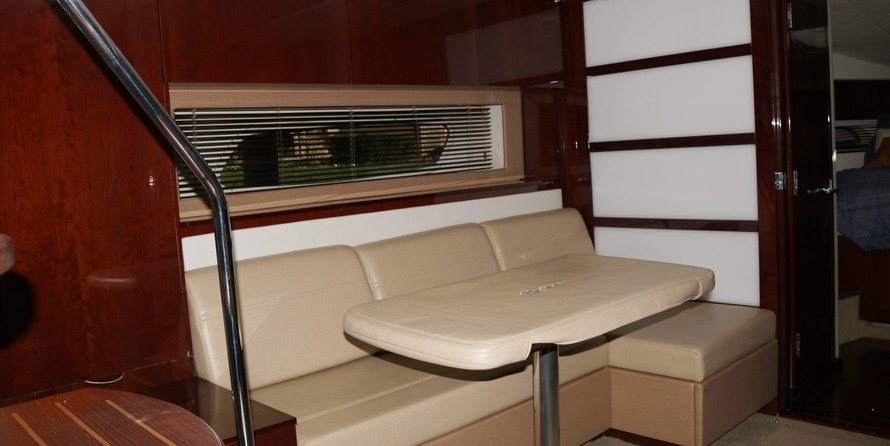 Sea Ray 450 Sundancer