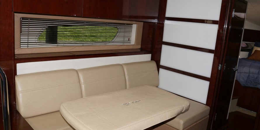 Sea Ray 450 Sundancer