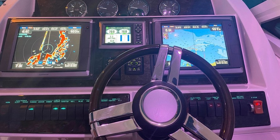 Sea Ray 450 Sundancer
