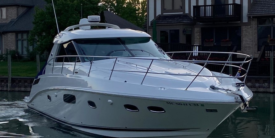 Sea Ray 450 Sundancer