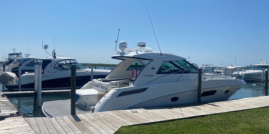 Sea Ray 450 Sundancer