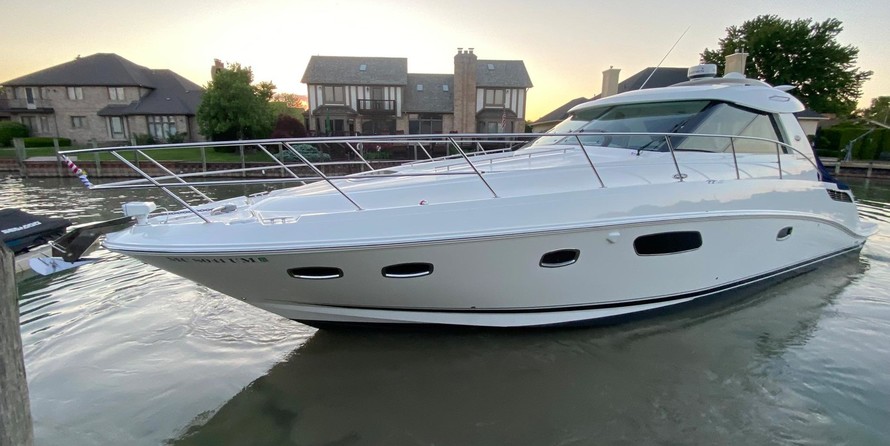 Sea Ray 450 Sundancer