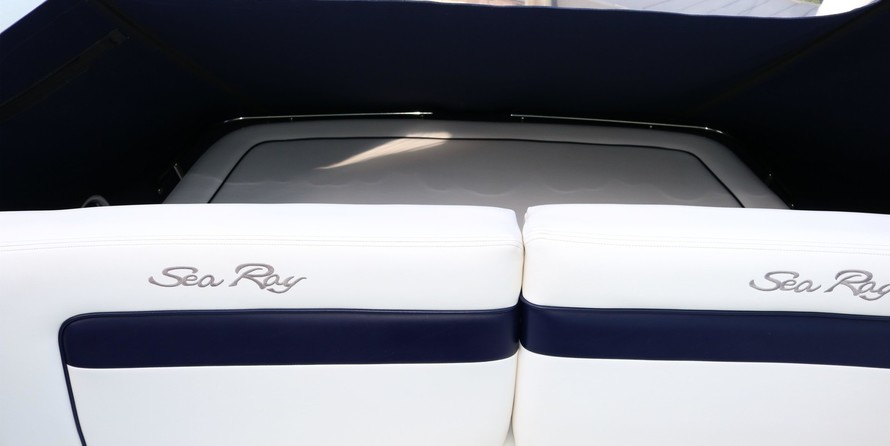 Sea Ray 450 Sundancer