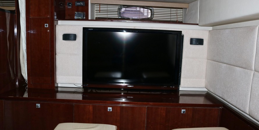 Sea Ray 450 Sundancer