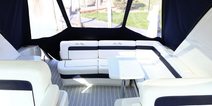 Sea Ray 450 Sundancer