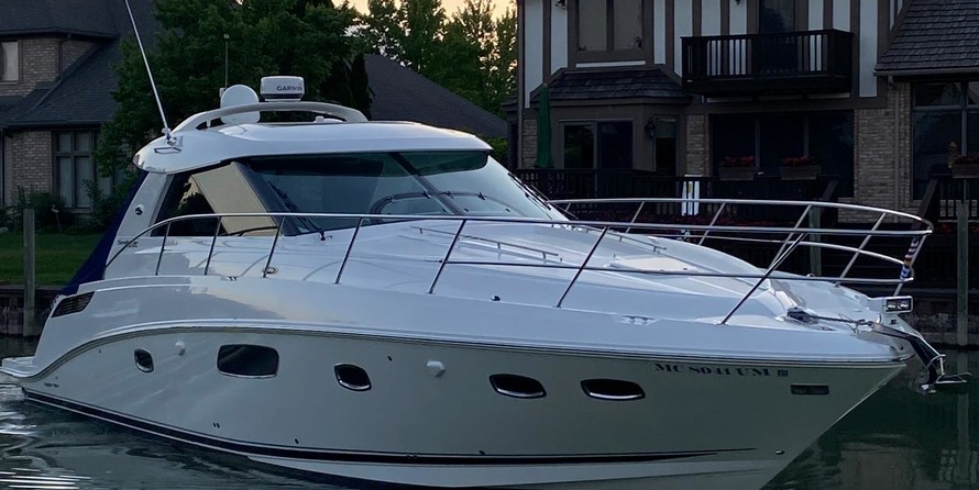 Sea Ray 450 Sundancer