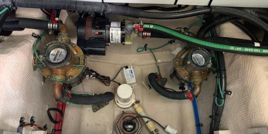 Sea Ray 450 Sundancer
