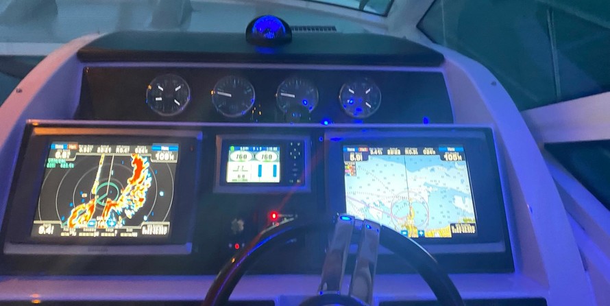 Sea Ray 450 Sundancer