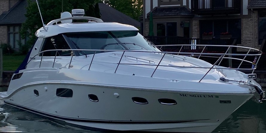 Sea Ray 450 Sundancer